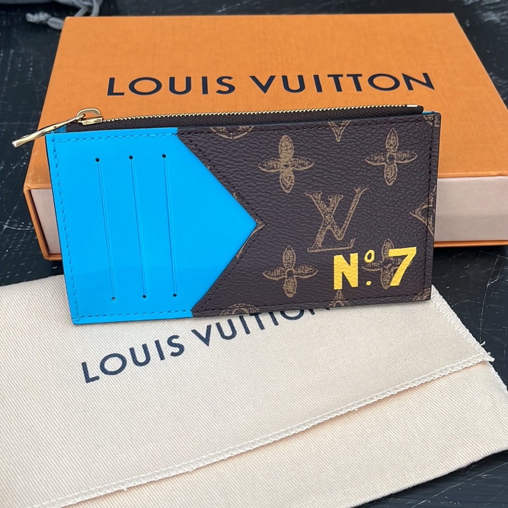 Louis Vuitton Coin Card Holder Wallet - Picture 4 of 16